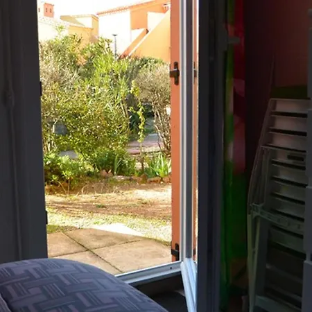 Calme T2 Climatisé Avec Parking Près Et Port - Fr-1-607-235 Appartement *