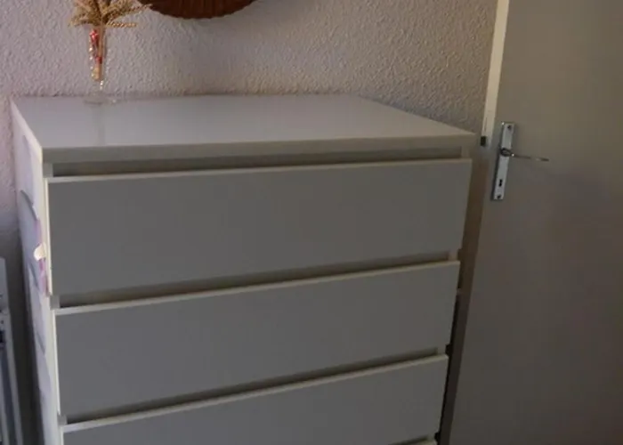 Calme T2 Climatise Avec Parking Pres Et Port - Fr-1-607-235 Апартаменты *